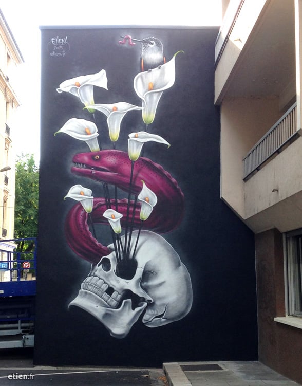 façade peinte murène crâne et oiseau, streetartfest grenoble